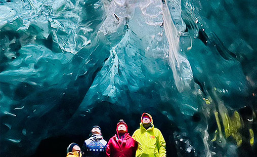 Iceland ring road adventure with glaciers and northern lights